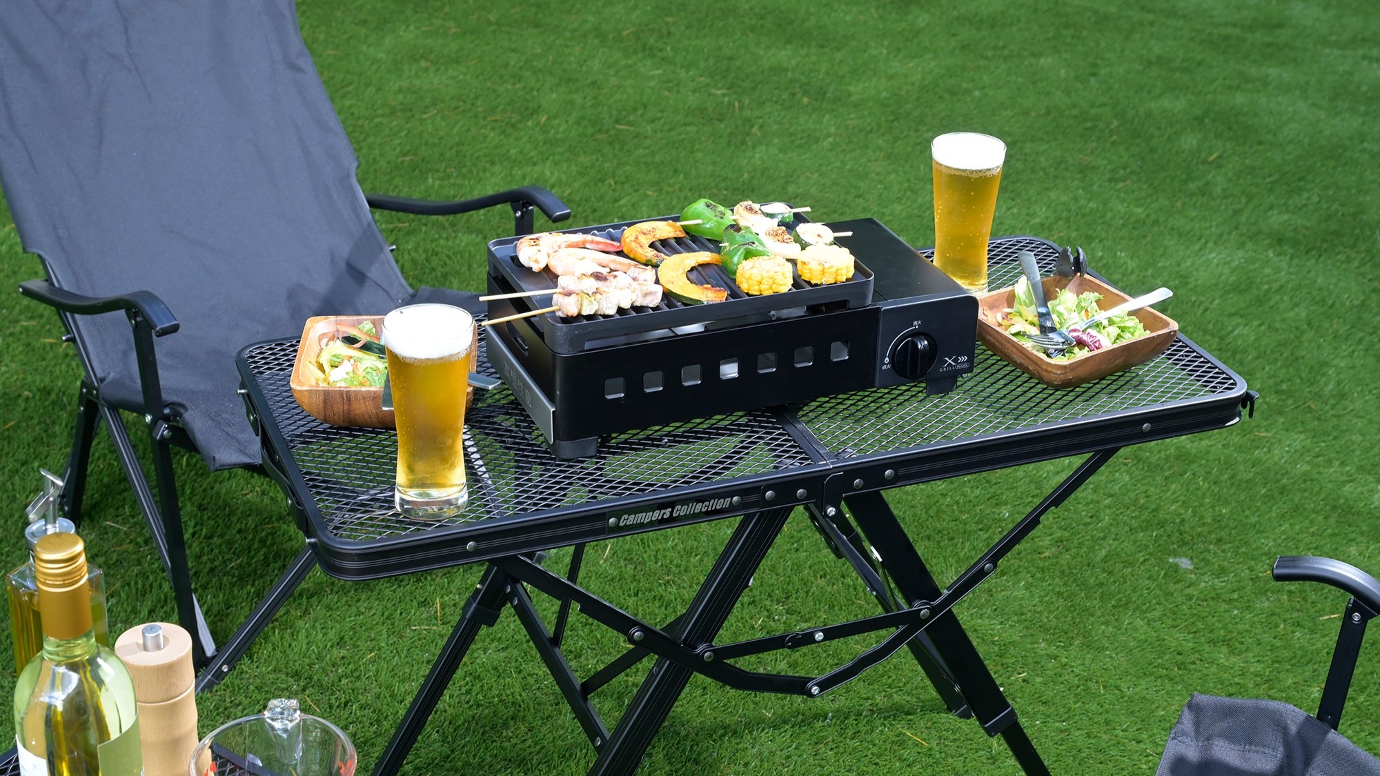 山善の「減煙焼き肉グリル XGRILL」に電源のない場所でも使える