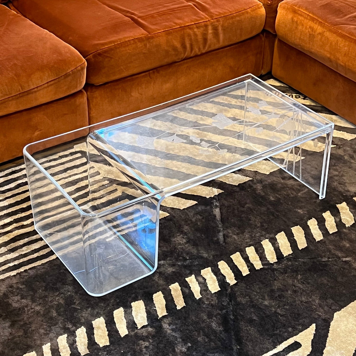 Kartell Usame Coffee table – Didi and Dora
