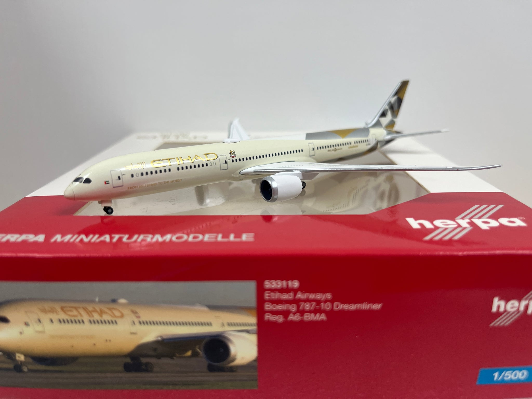 Etihad Airways B787-10 A6-BMA Herpa 1:500 – Diecastbird Plane
