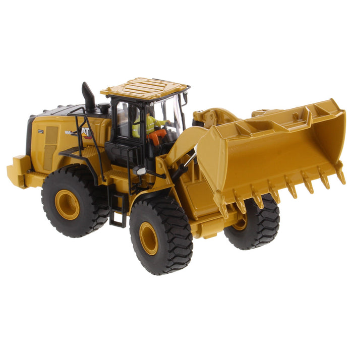1:50 Cat 395 Large Hydraulic Excavator — Diecast Masters America
