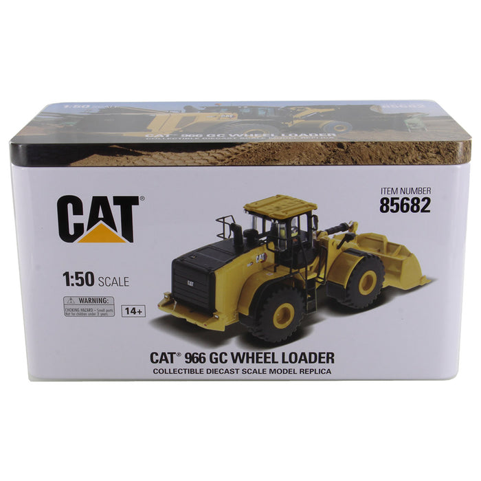 1:50 Cat 395 Large Hydraulic Excavator — Diecast Masters America