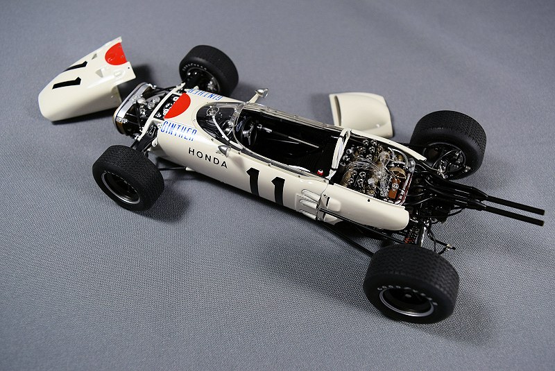 REVIEW: AUTOart Honda RA272 F1 Grand Prix Mexico • DiecastSociety.com