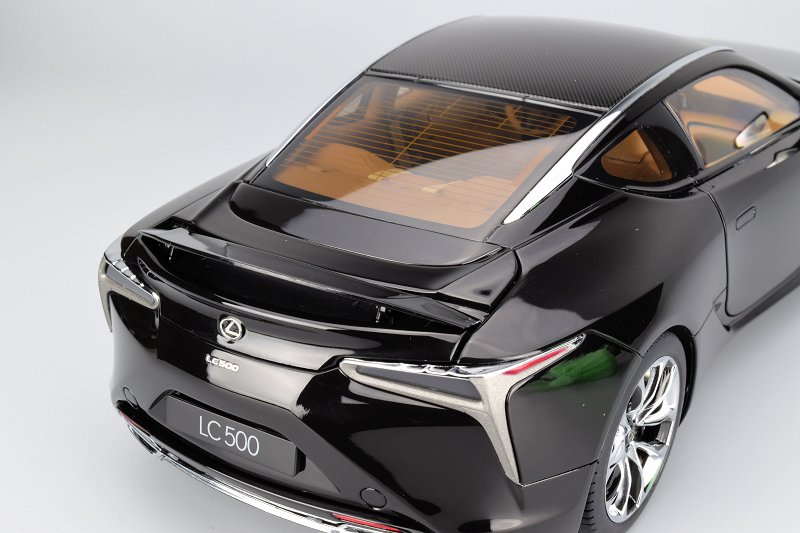 REVIEW: AUTOart Lexus LC500 • DiecastSociety.com