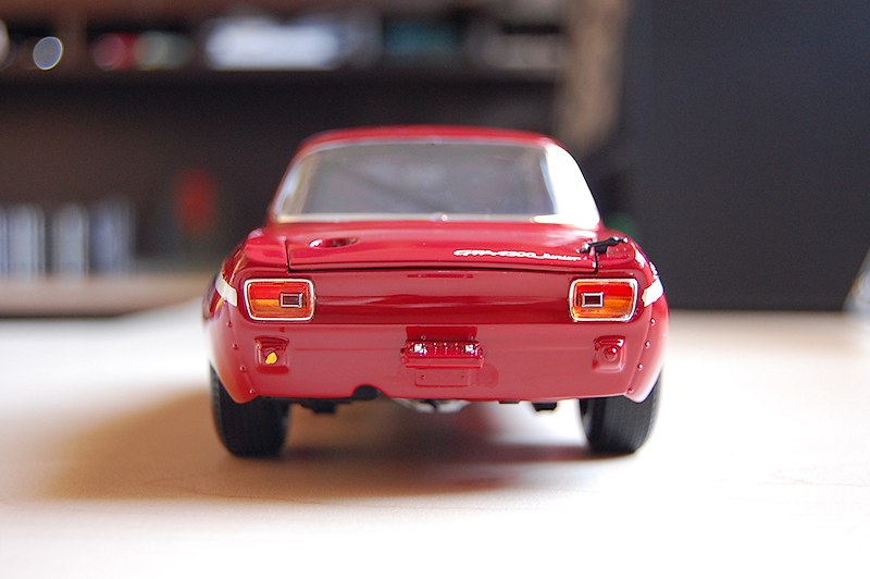 REVIEW: Minichamps Alfa Romeo GTA 1300 Junior • DiecastSociety.com