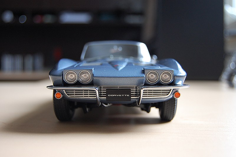 REVIEW: AUTOart Corvette Stingray Coupe 1963 • DiecastSociety.com