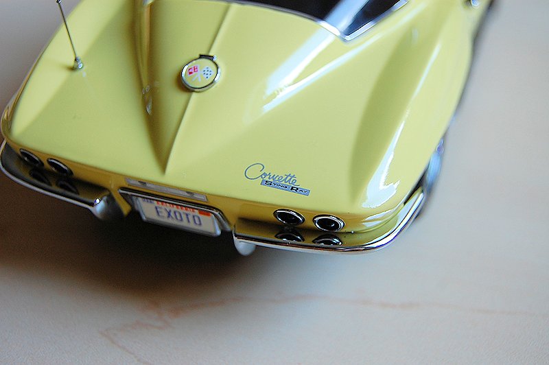 REVIEW: Exoto Chevrolet Corvette Sting Ray 327 L79