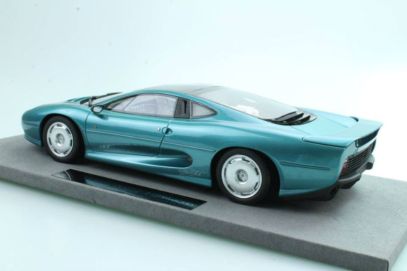 TOP Marques Jaguar XJ 220 Production Model • DiecastSociety.com