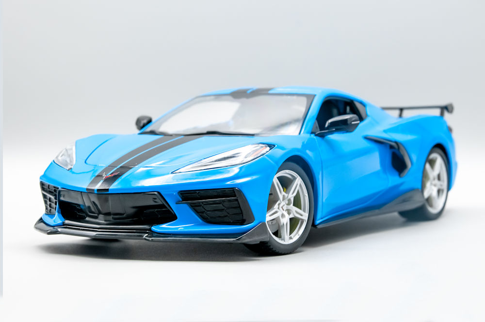REVIEW: Maisto Chevrolet Corvette (C8) • DiecastSociety.com