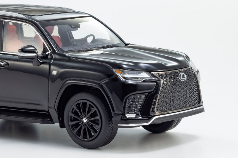 Kyosho New 1:43 Lexus LX 600 • DiecastSociety.com