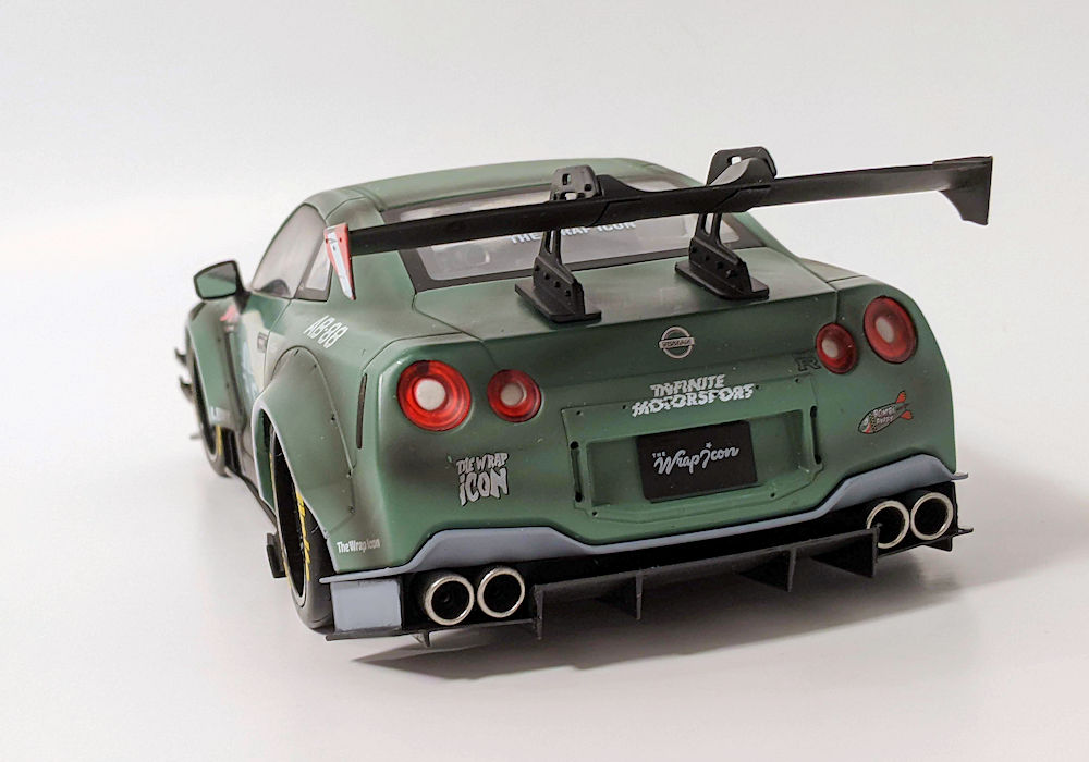REVIEW: Solido Nissan GT-R R35 LBWK Army Fighter • DiecastSociety.com