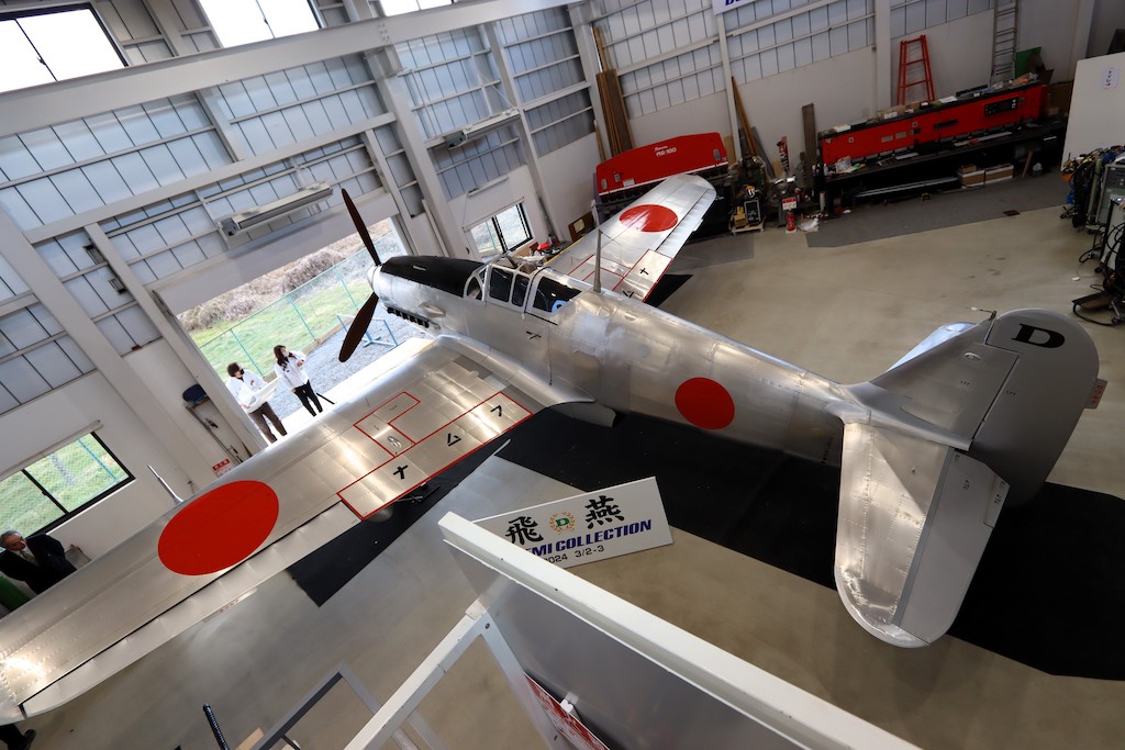 三式戦闘機「飛燕」のレプリカが期間限定で一般公開された！ | Dig-it