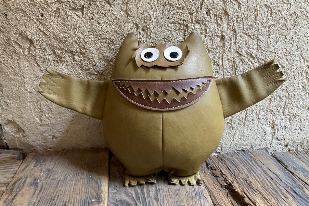 実にアメリカらしいキャラクターのナウガモンスター。その歴史から