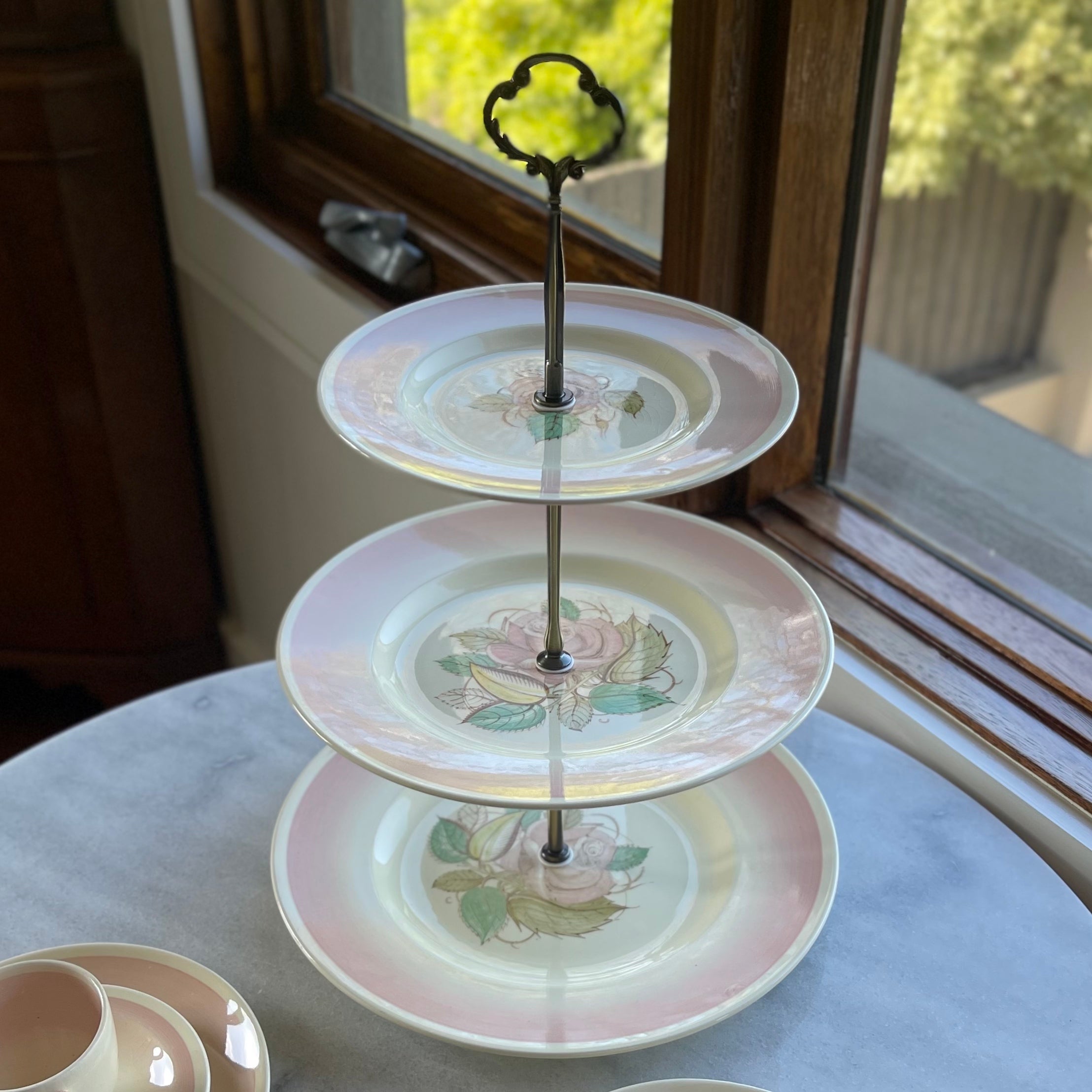 🏴󠁧󠁢󠁥󠁮󠁧󠁿スージー・クーパー – Dilly Dally Melbourne