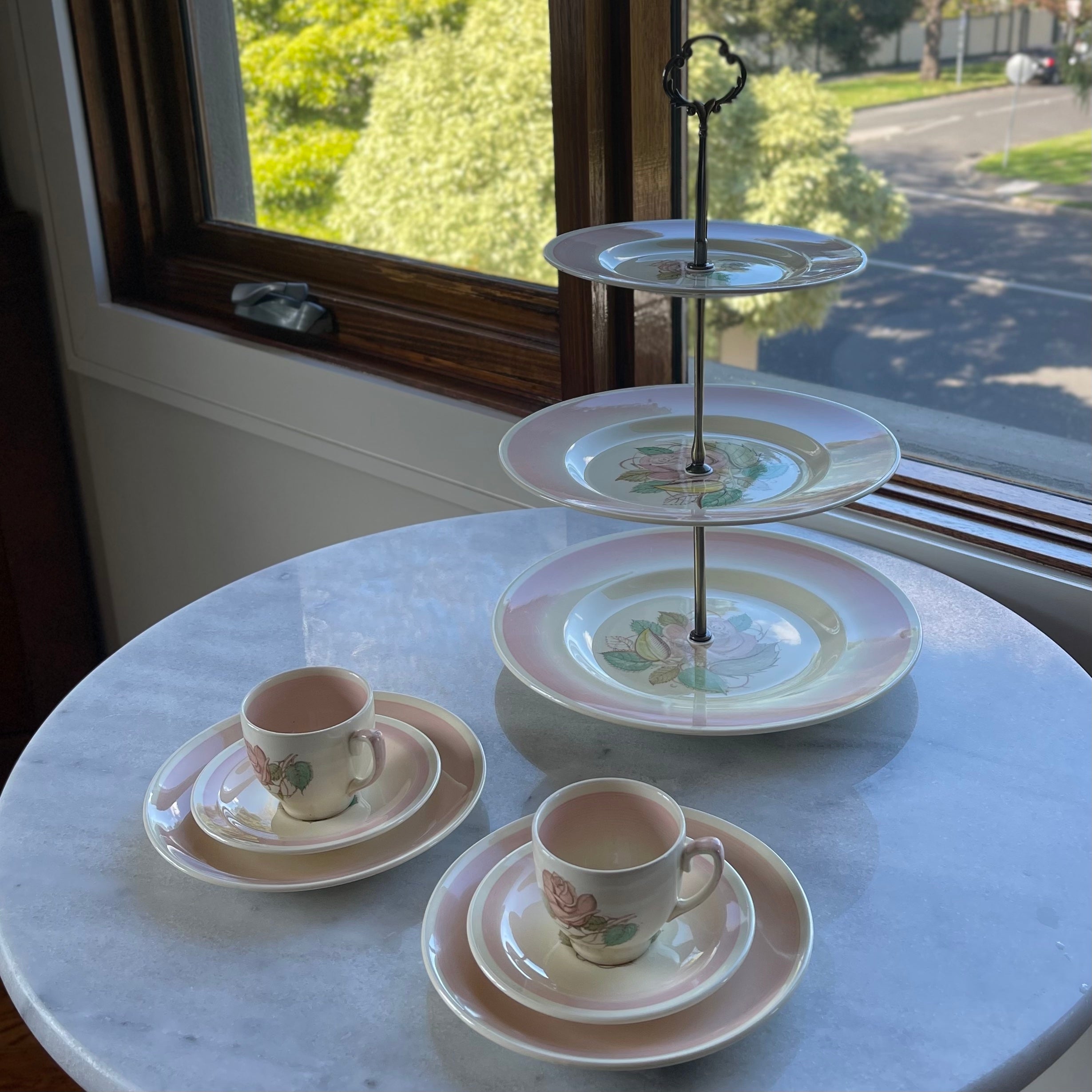 🏴󠁧󠁢󠁥󠁮󠁧󠁿スージー・クーパー – Dilly Dally Melbourne