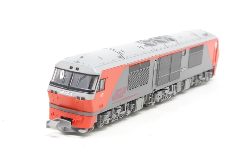 Kato 7005 DF200 JRP in Red and Grey - Hattons