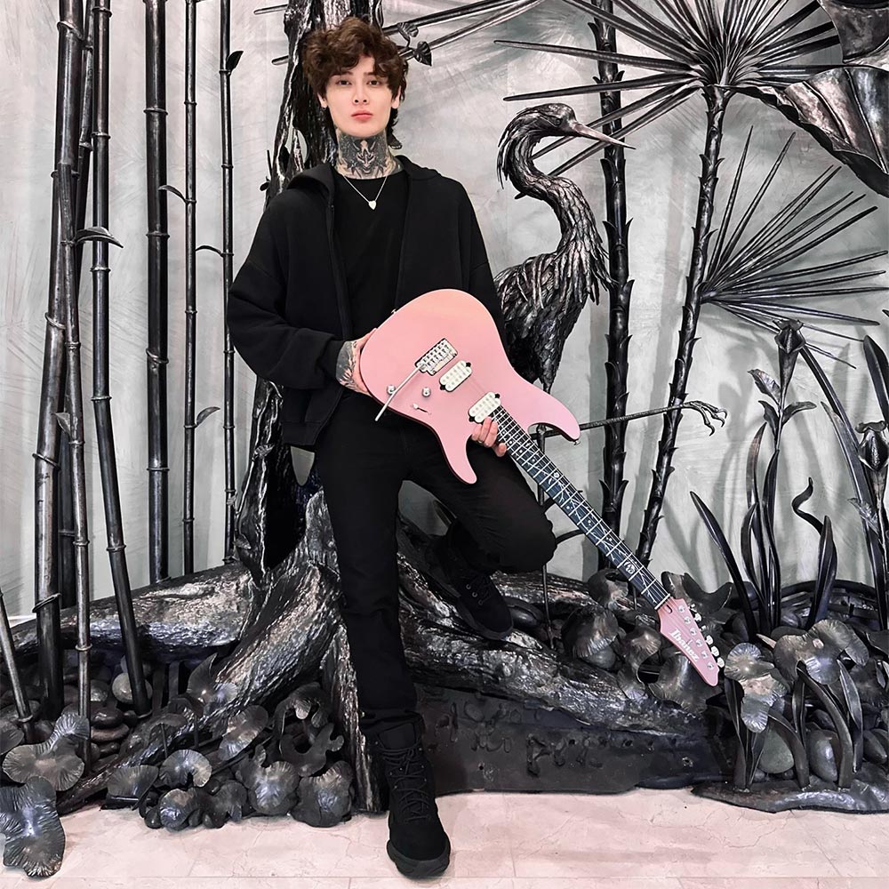 Ibanezからティム・ヘンソン・シグネチャーのNEWカラーが発売!