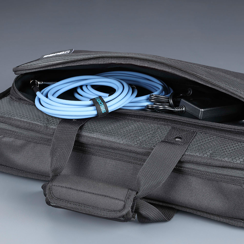 BOSSからマルチエフェクター用ケース「CB-BM」2サイズが発売。