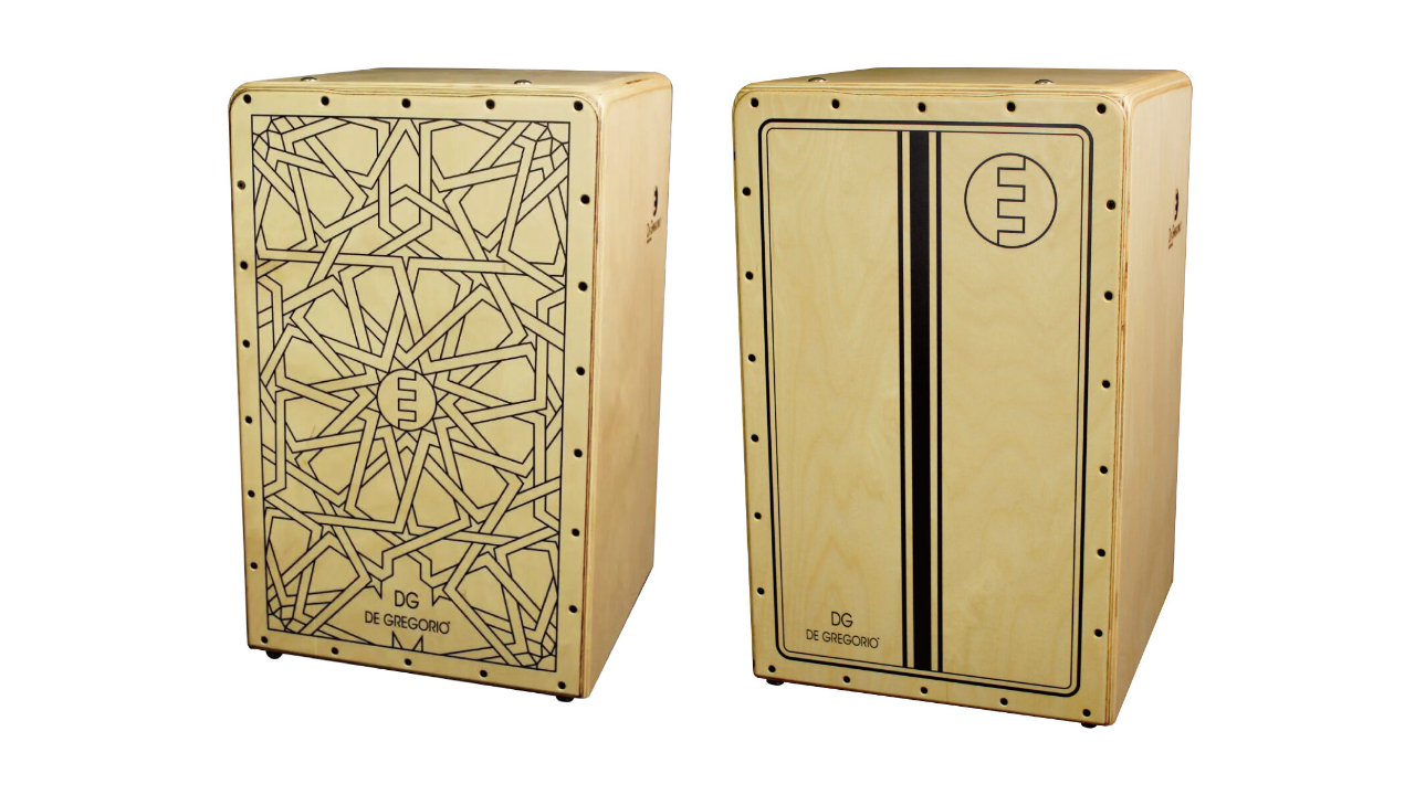 De Gregorio Cajon（デ・グレゴリオ カホン）から『Tocayo』を元に