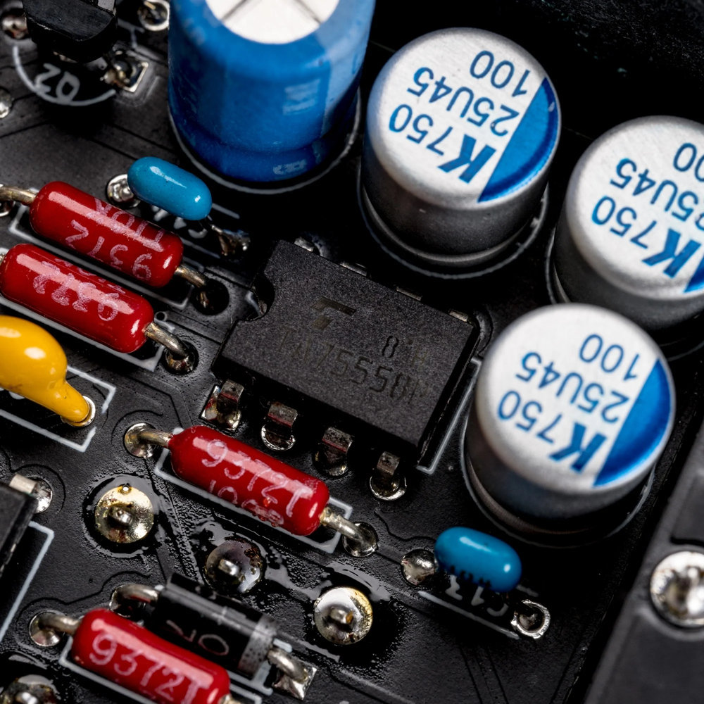 世界限定150台！Ibanez TS5 Tube ScreamerをリファレンスにしたKarDiaN