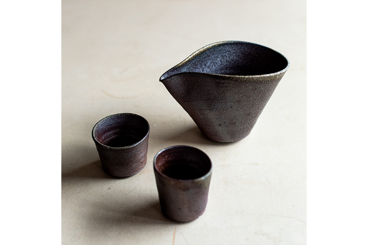 島るり子さんの「生活から生まれる美しいうつわ」高橋みどりの食卓の