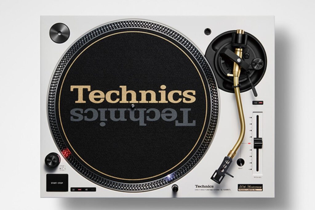 DJ用ターンテーブルの代名詞！Technics SL-1200シリーズ発売50周年記念