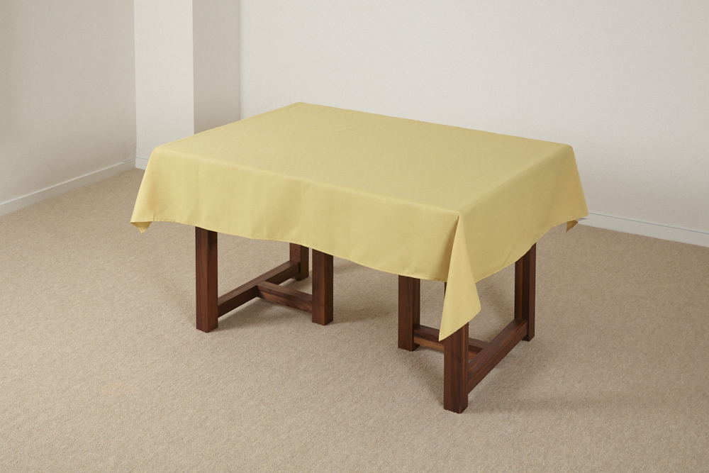 エルメス　馬柄　ホース　テーブルクロス　リネン　麻　ライトイエロー　黄色　未使用 テーブルクロス 円形 北欧風 綿麻 テーブルカバー 丸形 プリント柄