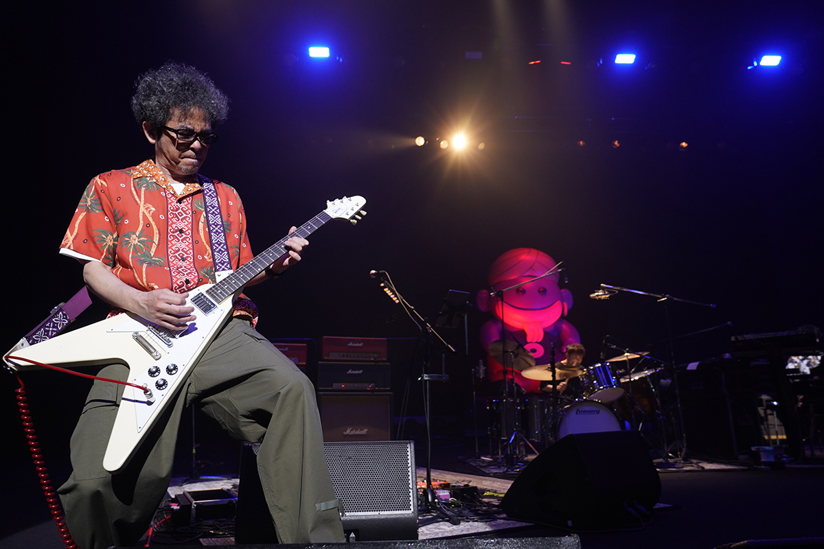 奥田民生、3年ぶりのバンドツアー「MTRY TOUR 2021」がスタート