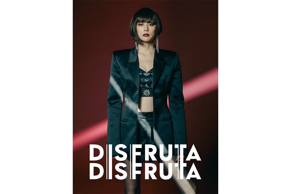 米倉涼子、半世紀の軌跡が紡いだスペシャルステージ「RYOKO YONEKURA