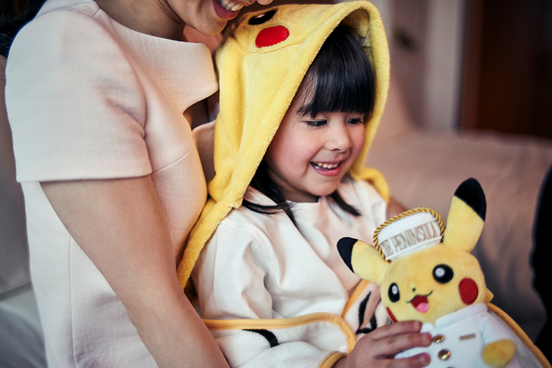 ピカチュウが“ページボーイ”に変身⁉︎【ザ・ペニンシュラ東京】の