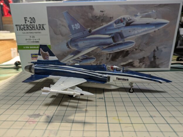 ハセガワ 1/72 F-20 タイガーシャークをエリア88のシン仕様で制作