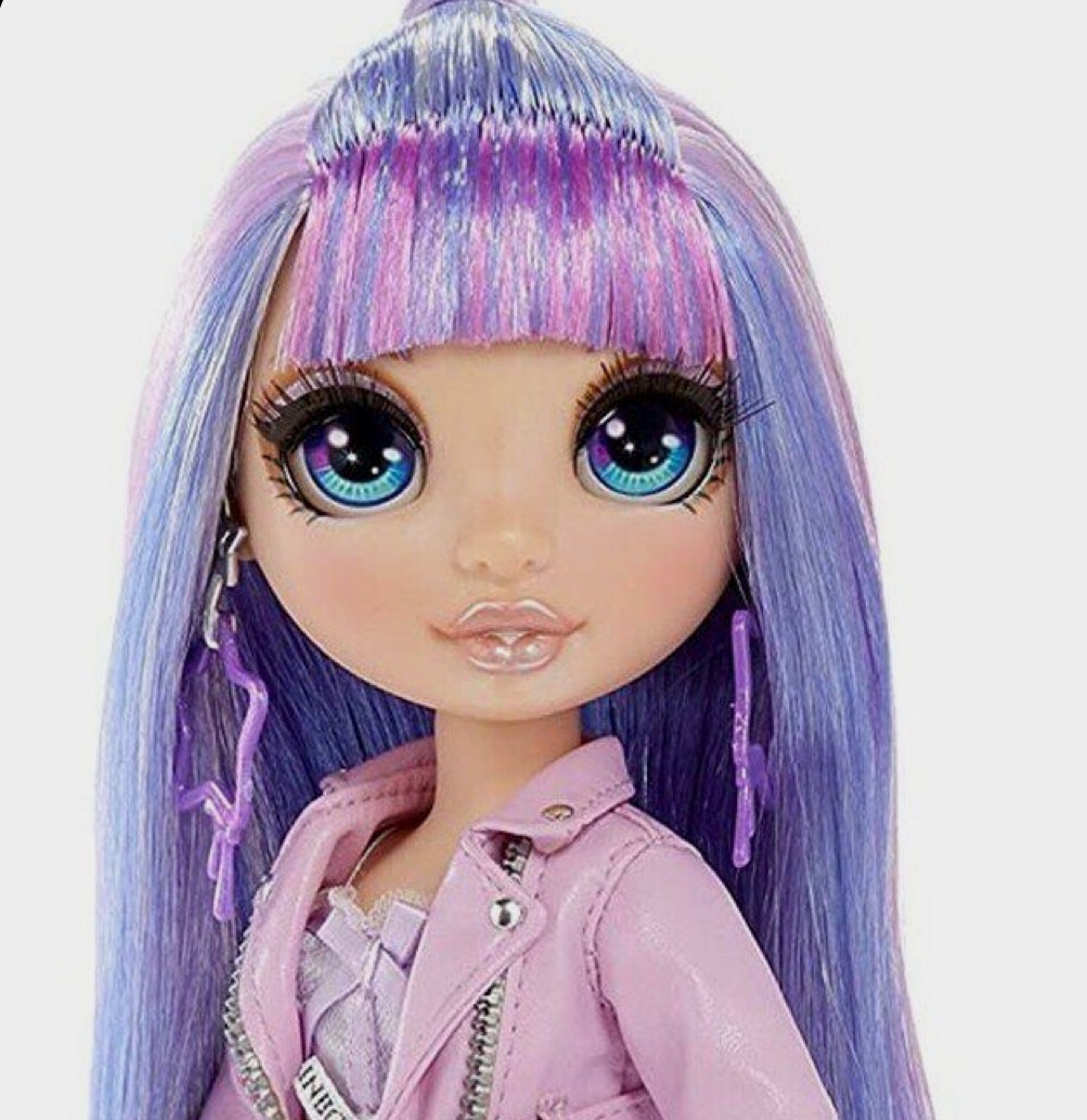 Rainbow High Lila Yamamoto | Dollsville, USA