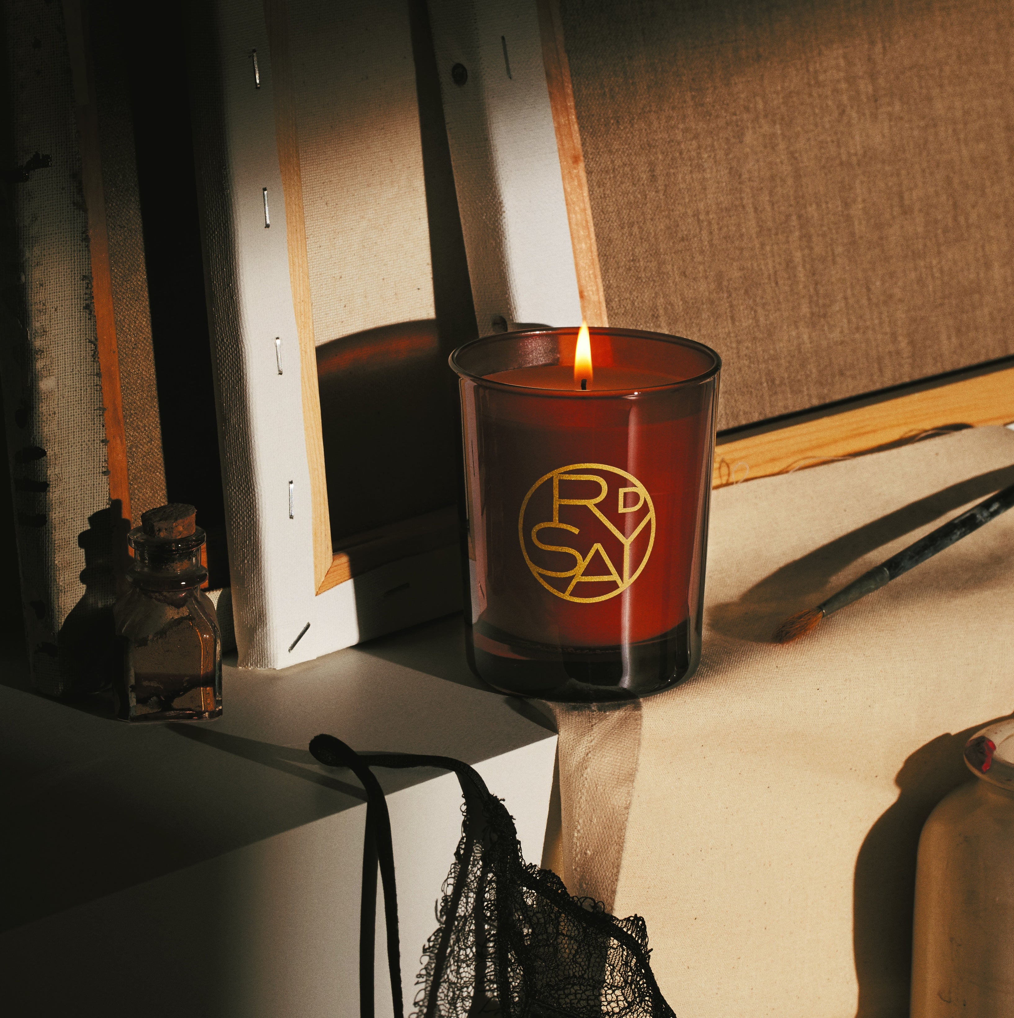 03:50 ルームスプレー - ドルセー ジャパン (d'Orsay Japan