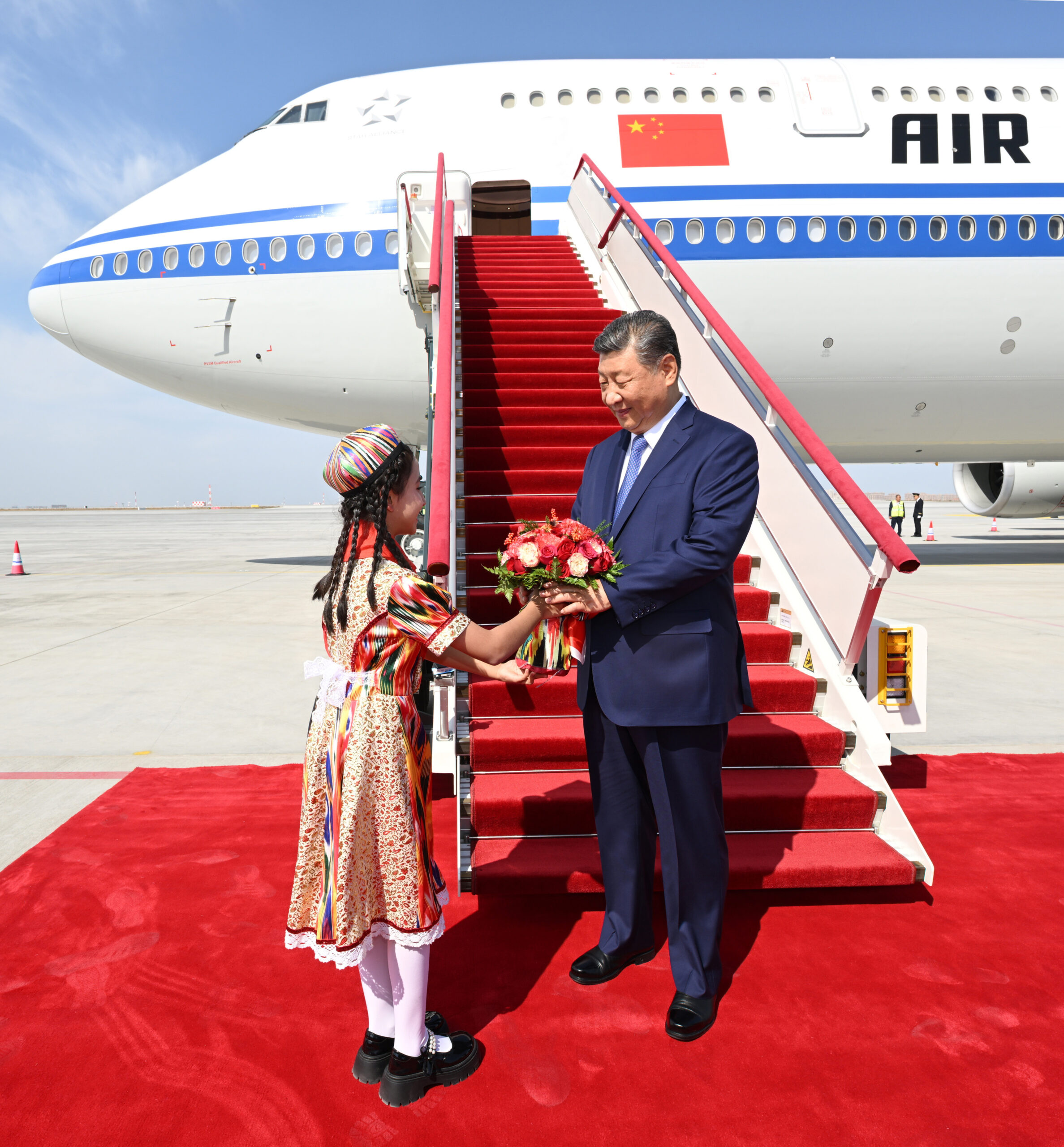 新疆ウイグル自治区設立70周年の違和感が示す習近平体制の揺らぎ