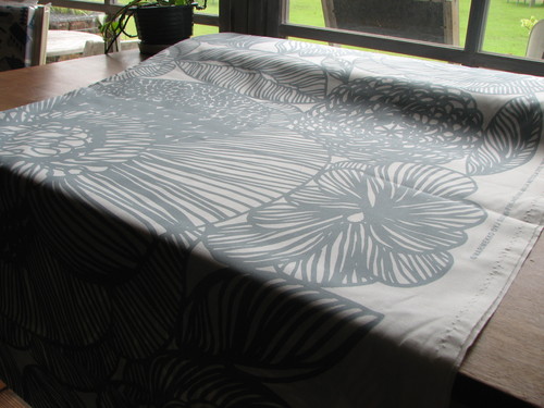 日本限定！】marimekko：「Kurjenpolvi（クルイェンポルヴィ）」の雑貨