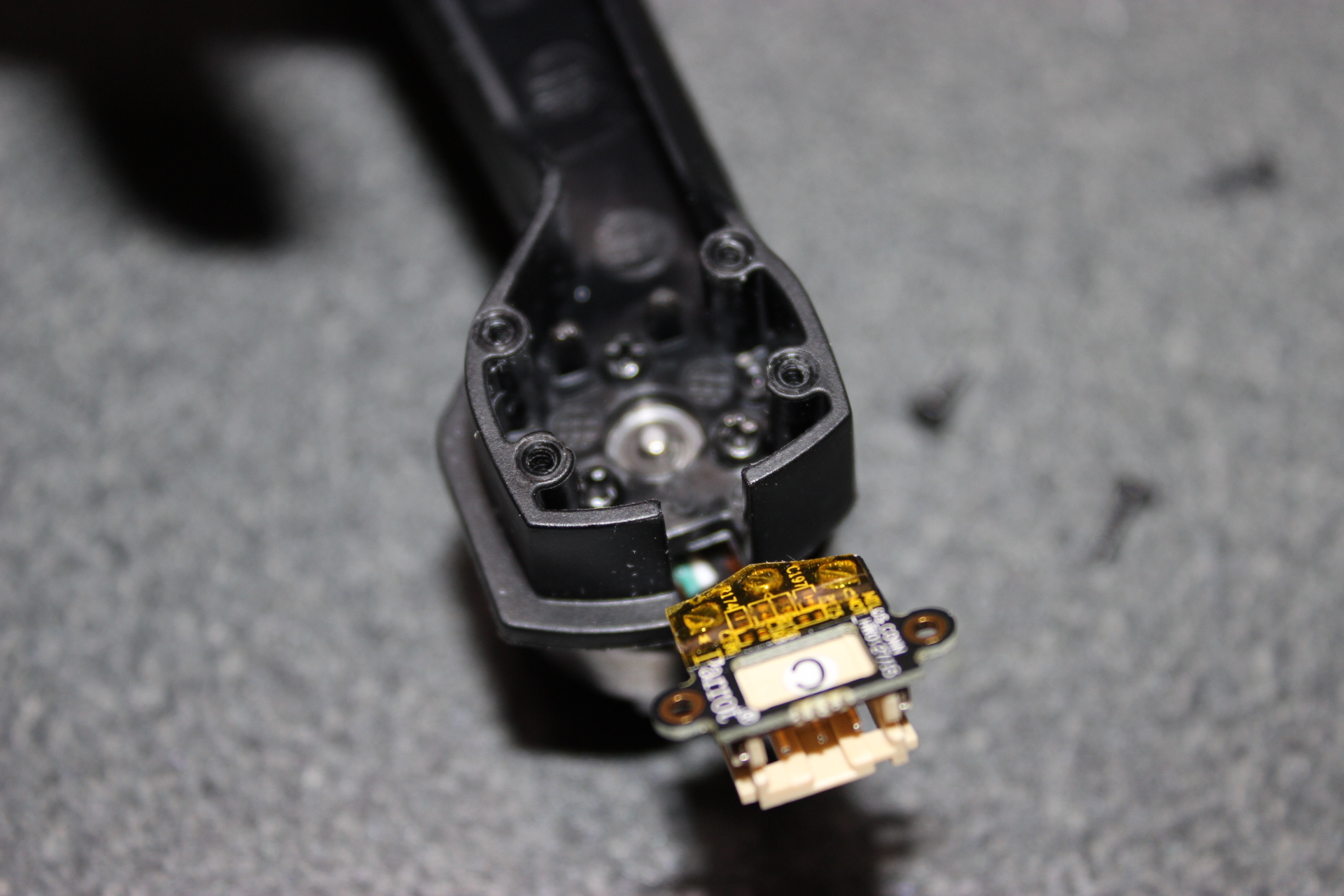 Parrot Bebop2 修理 】ジャンクな2台を入手！分解とモーター交換をして