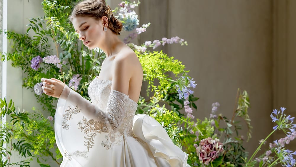 Barnsley（バーンズレイ） | ブライド | TAKAMI BRIDAL | ウエディング