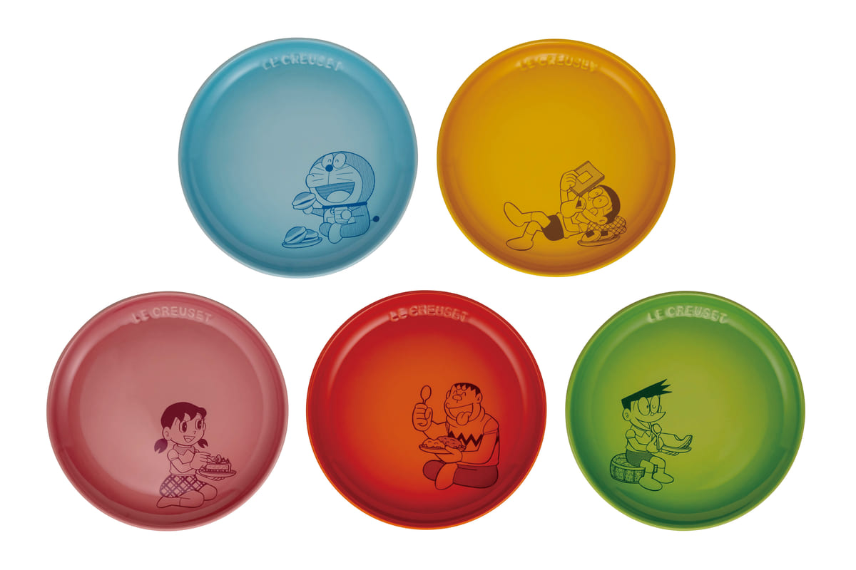 ドラミちゃんモチーフのキッチンウェアも！ル・クルーゼ『ドラえもん