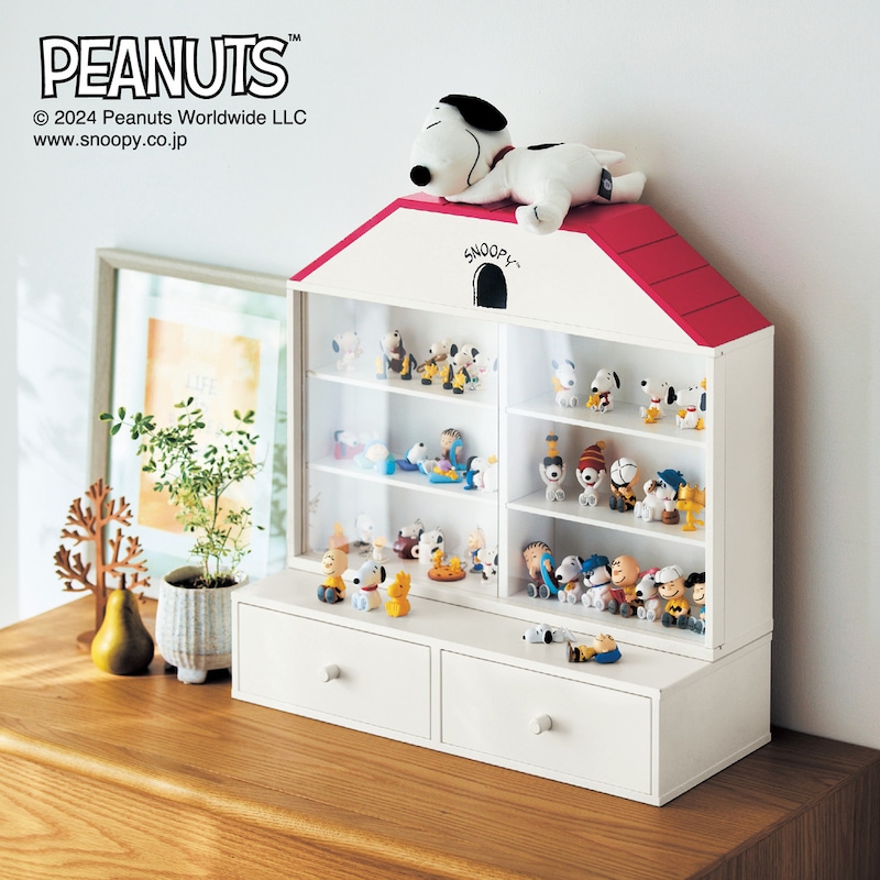 お気に入りフィギュアを並べて飾れる！ベルメゾン「スヌーピー