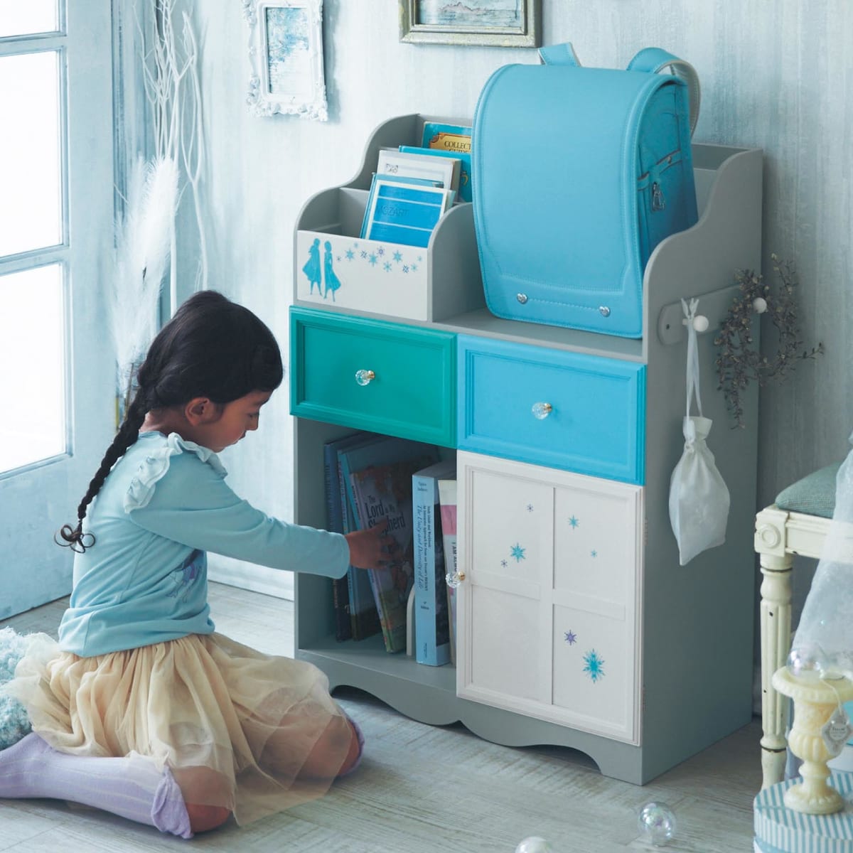 キラキラの取っ手がおしゃれ！ベルメゾン ディズニー『アナと雪の女王2