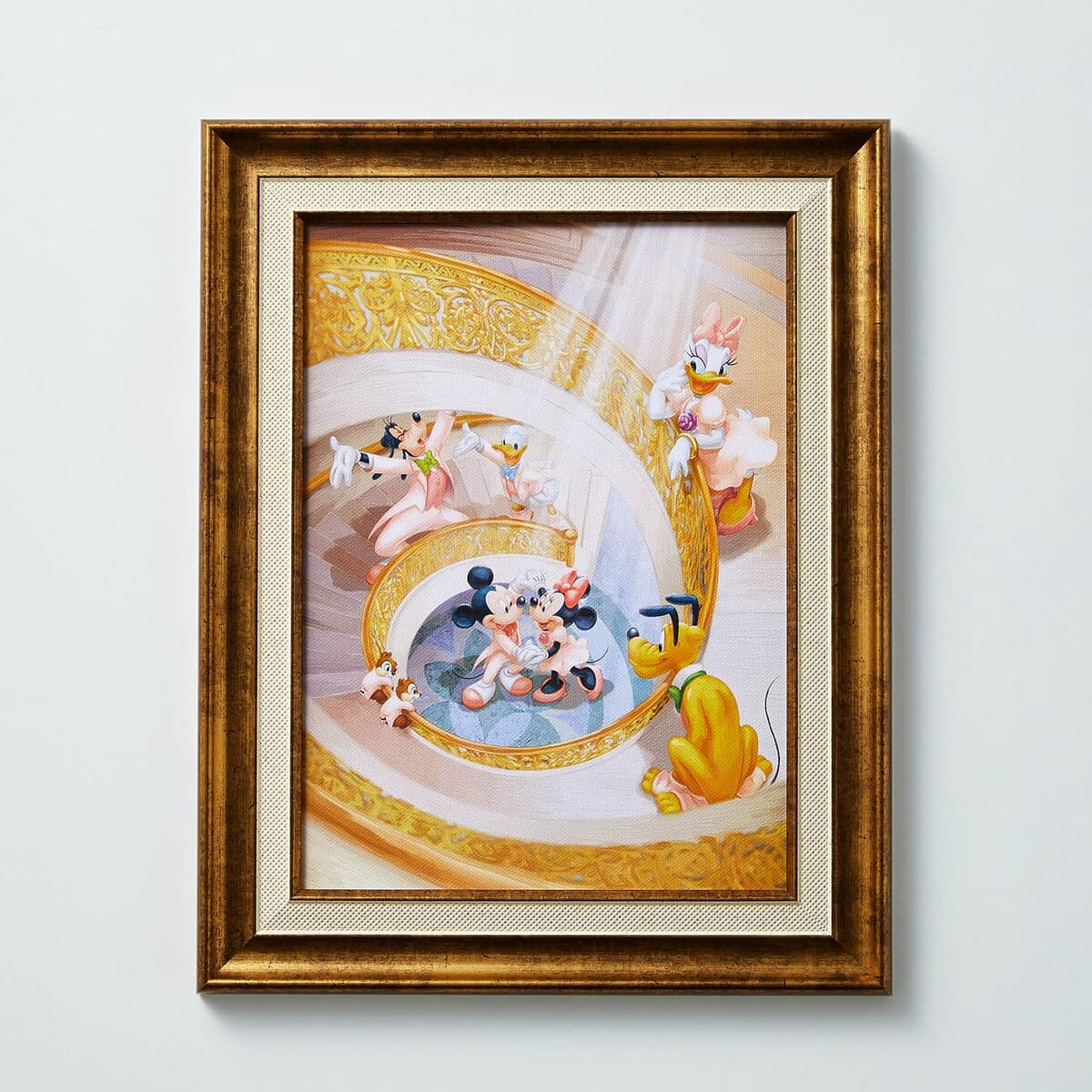 ミッキー＆フレンズのアートで季節感を演出！ベルメゾン ディズニー