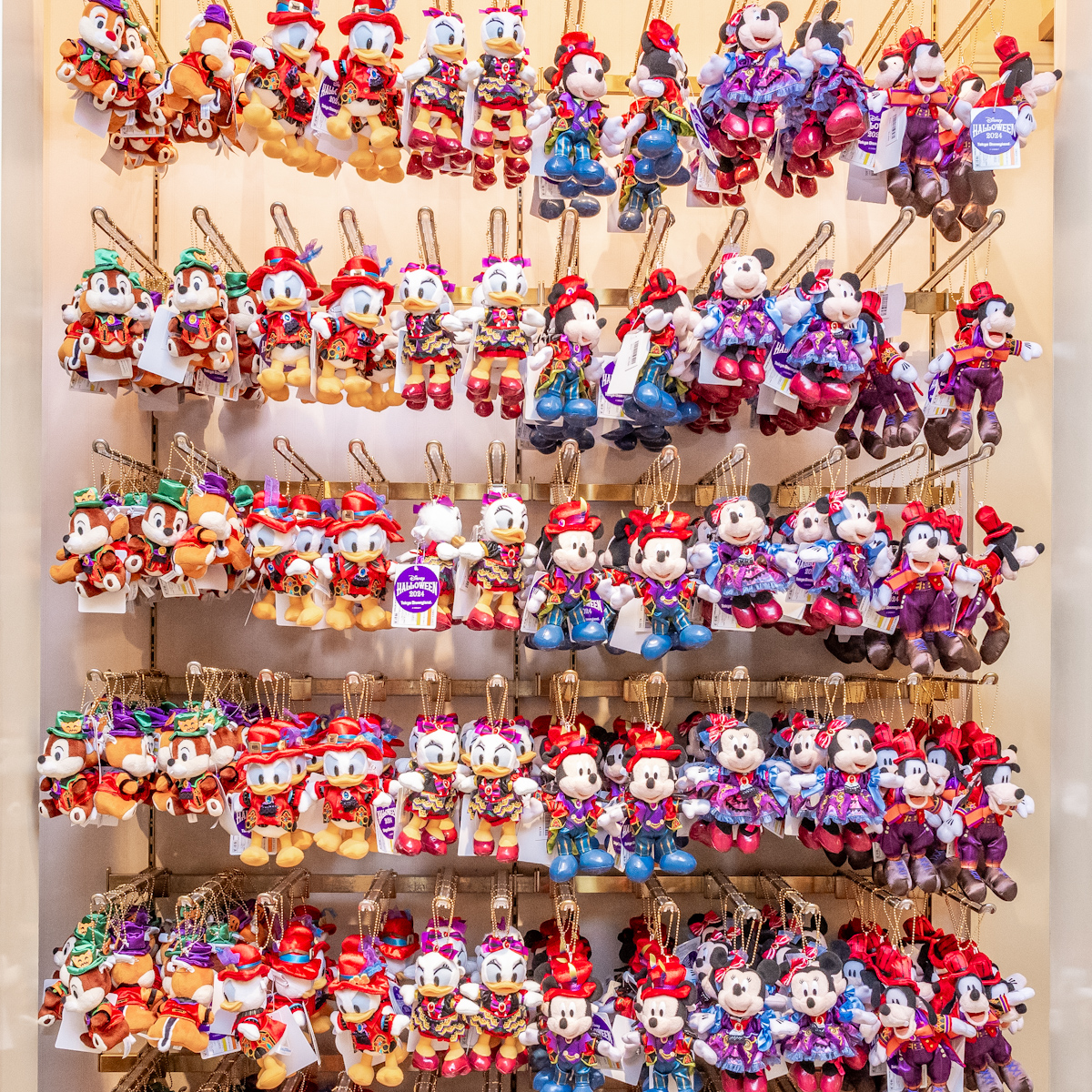 新パレード「ザ・ヴィランズ・ハロウィーン“Into the Frenzy