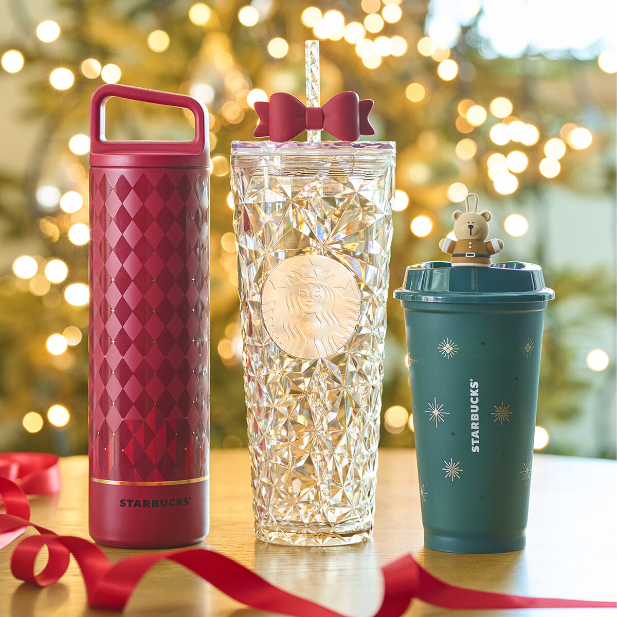 深みのあるワインレッドやグリーンカラーのドリンクウェア・雑貨