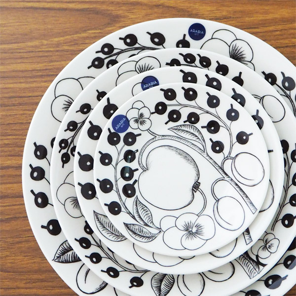 ARABIA アラビア Paratiisi パラティッシ ブラック プレート 26cm