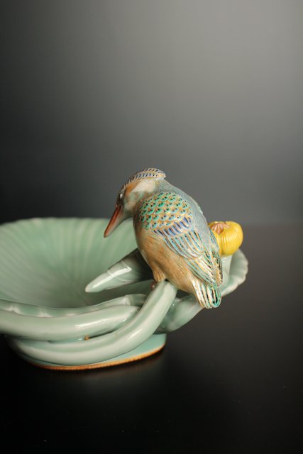 三代 真葛香山/宮川香山 青磁釉河骨二翡翠 菓子器 K402｜骨董店 のびる