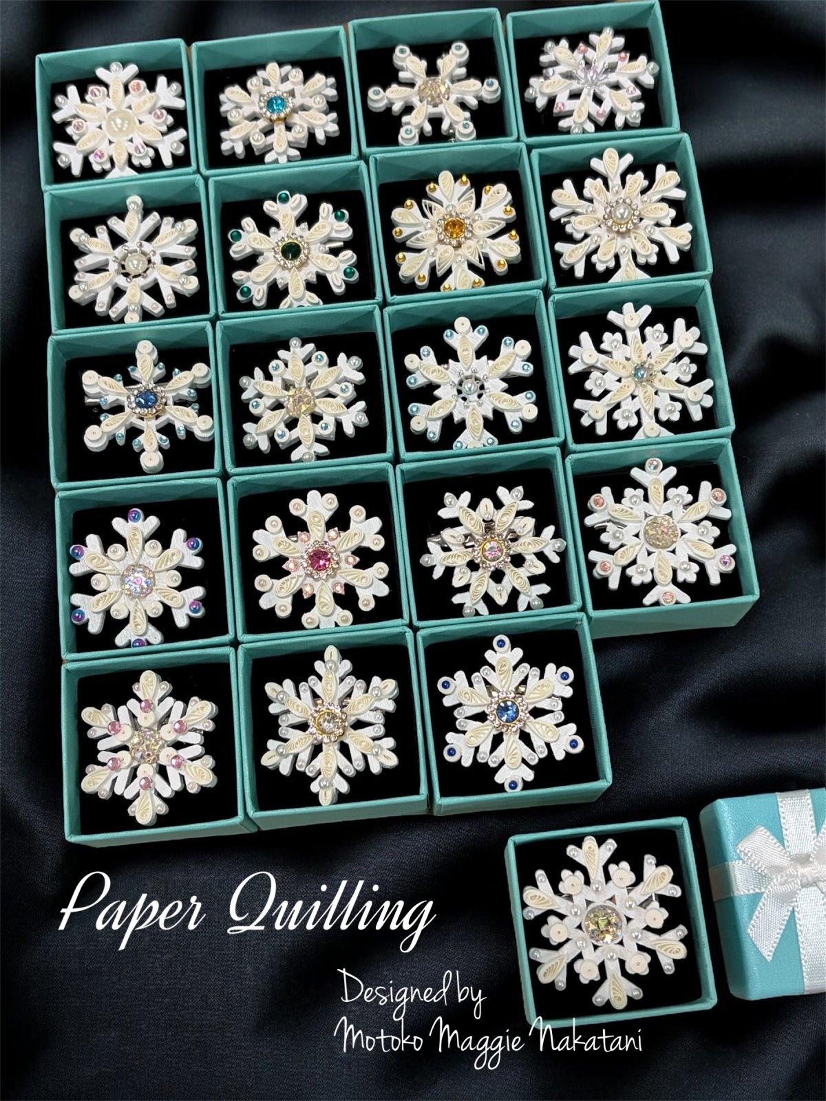 ○雪の結晶ブローチ○ 完成品 - ペーパークイリングSTRIPE【通販】