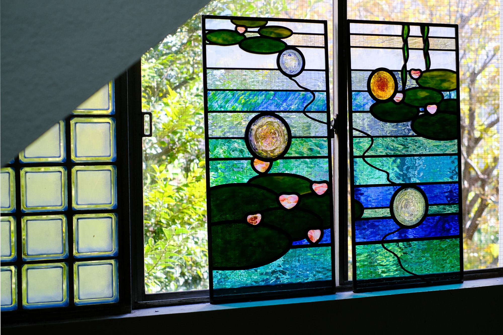 睡蓮のステンドグラス/山口県 | 施工例 | 璃房ステンドグラス