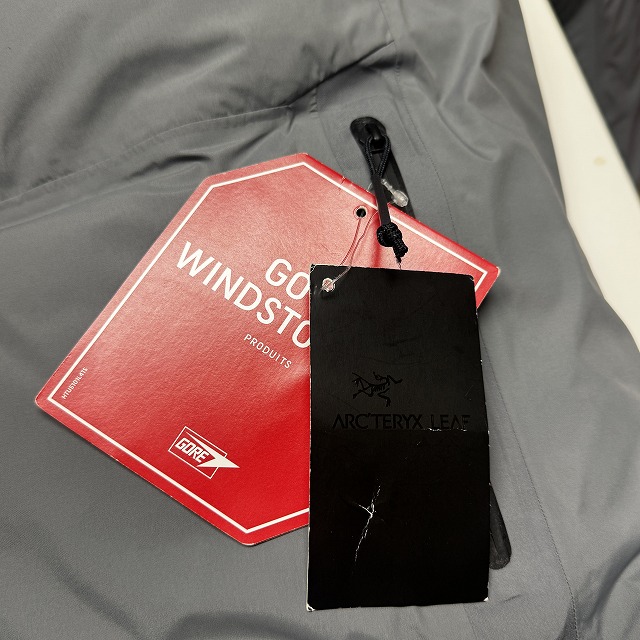 NEW】ARC' TERYX LEAF COLD WX PARKA SVX HARRIER｜SAFARI サファリ
