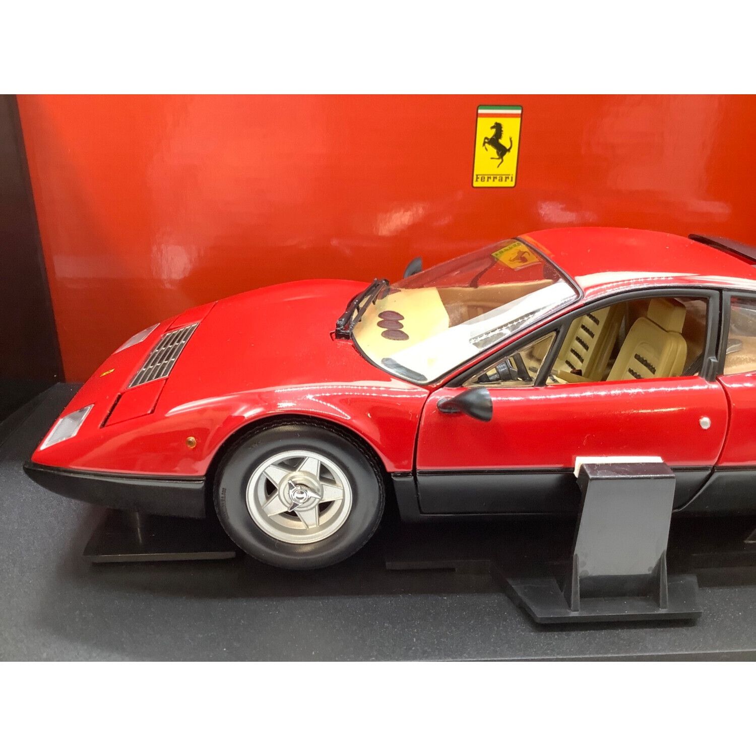京商 1/18 フェラーリ 328GTB 1988 RED FERRARI 希少モデル KYOSHO【L1【S3