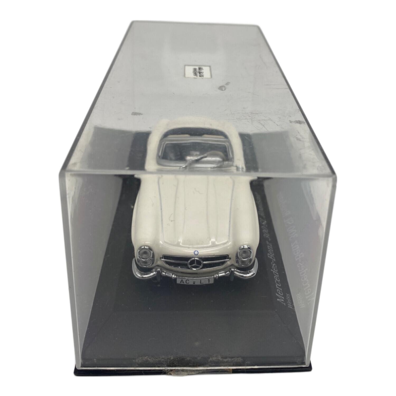 MINICHAMPS (ミニチャンプス) MERCEDES-BENZ 300SL ROADSTER モデル