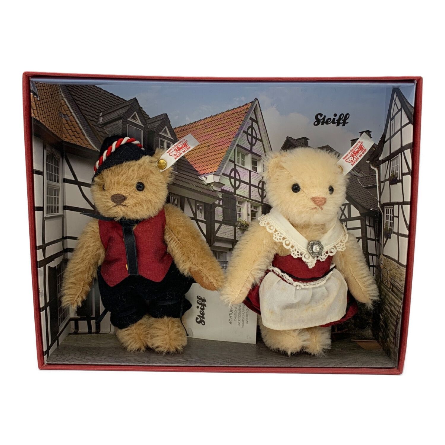 シュタイフ2体彫刻？とぬいぐるみ